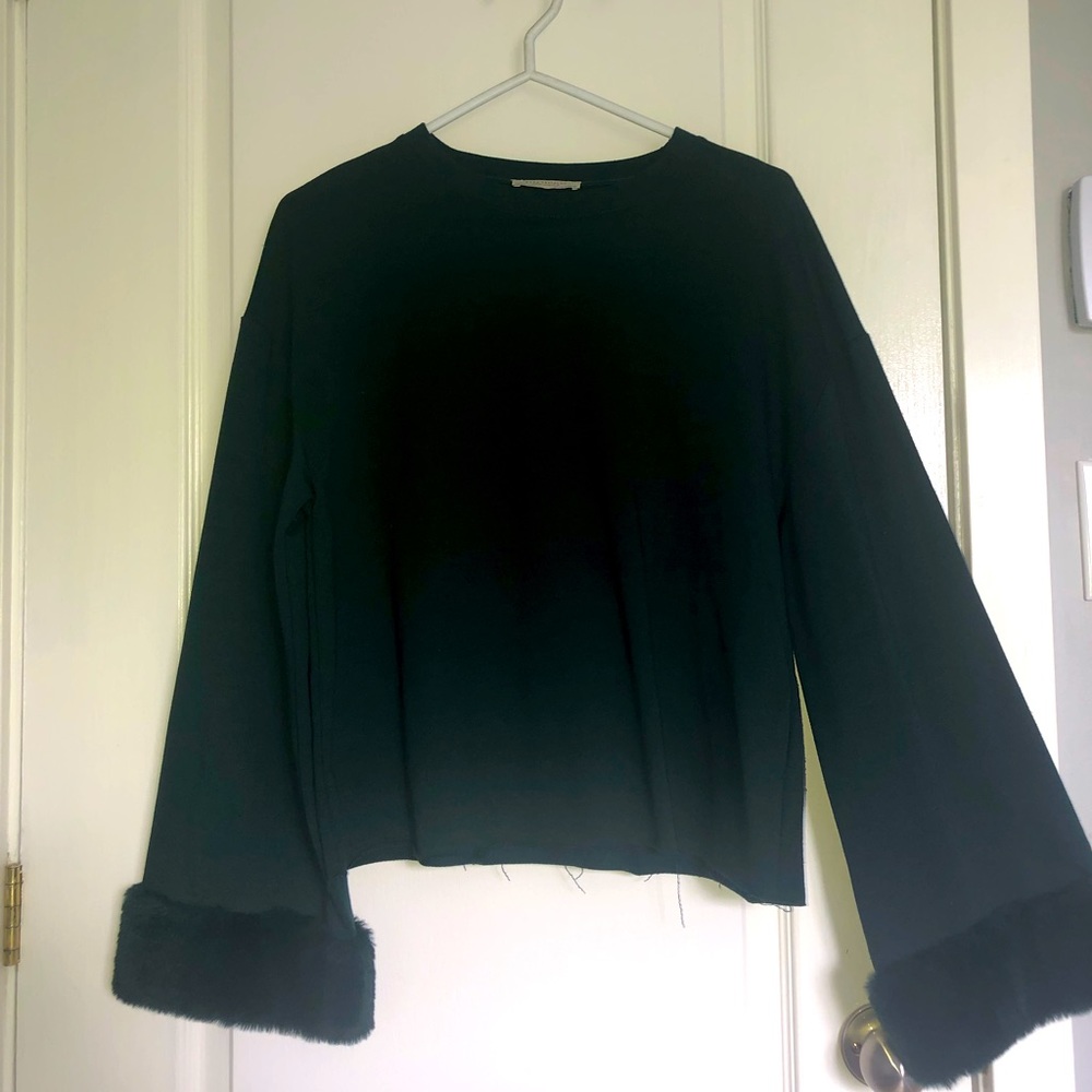 ZARA crop top with fur sleeves size SMALL. BRAND NEW!! - Picture 1 of 3